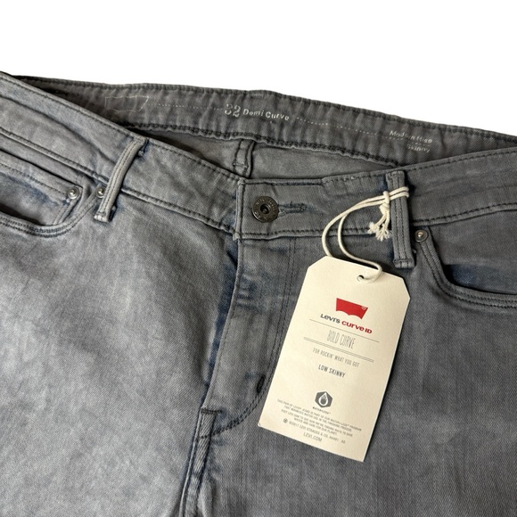 Levi’s jeans - Picture 4 of 13